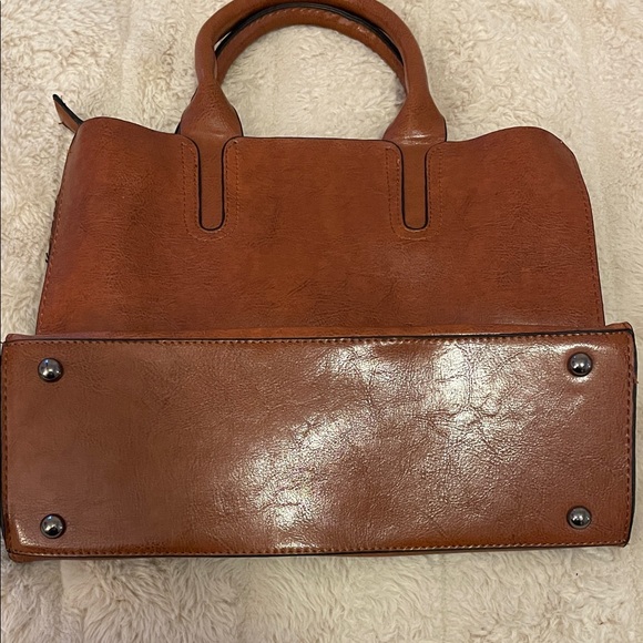 NWOT Elegant Brown Faux Leather RN Tote Bag/Purse - Picture 9 of 9